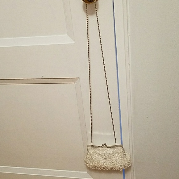 Cache White sequin bridal evening bag clutch - Picture 7 of 8